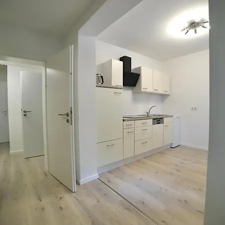 Exsklusiv Im Mittelpunkt *