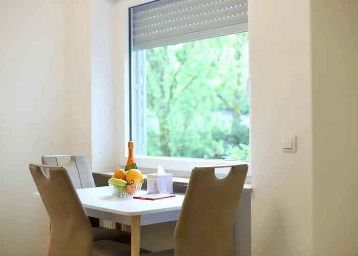 Exsklusiv Im Mittelpunkt * Baden-Baden